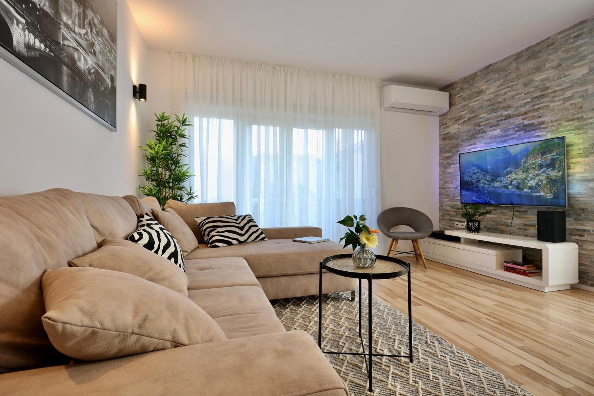 Holiday Home Tia Split Ngoại thất bức ảnh